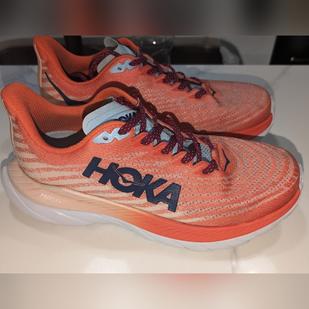 Mach 5 Women's Running Shoe